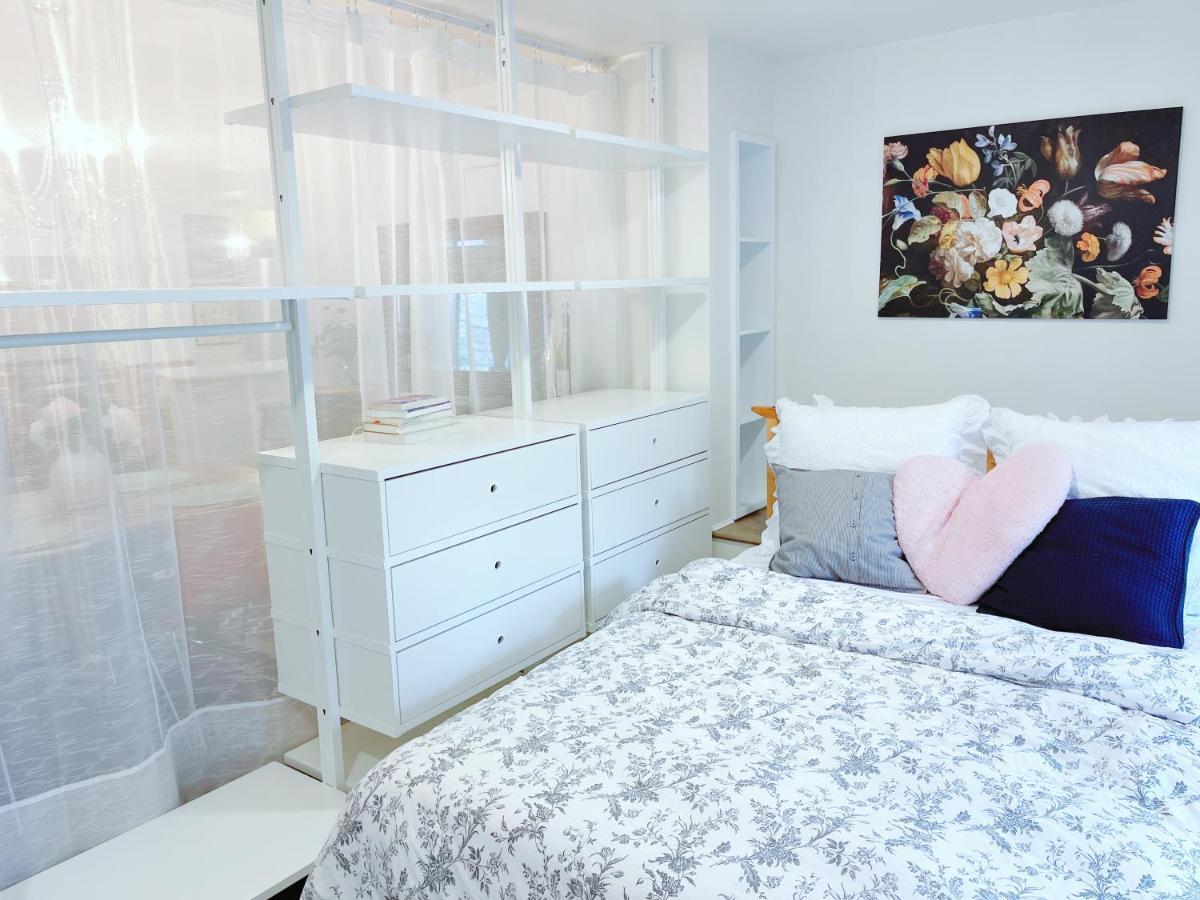 Вилла 66 Creek Garden House Уэст-Ванкувер Экстерьер фото